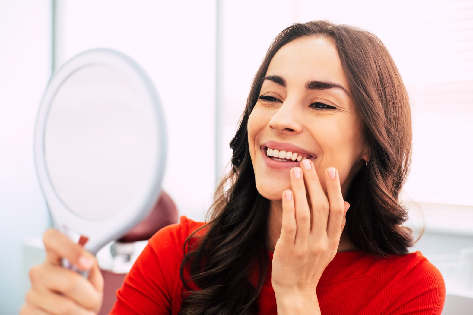 4 Surprising Cosmetic Benefits of Dental ImplantsGregory skeens d.d.s.encinitas family dentistry